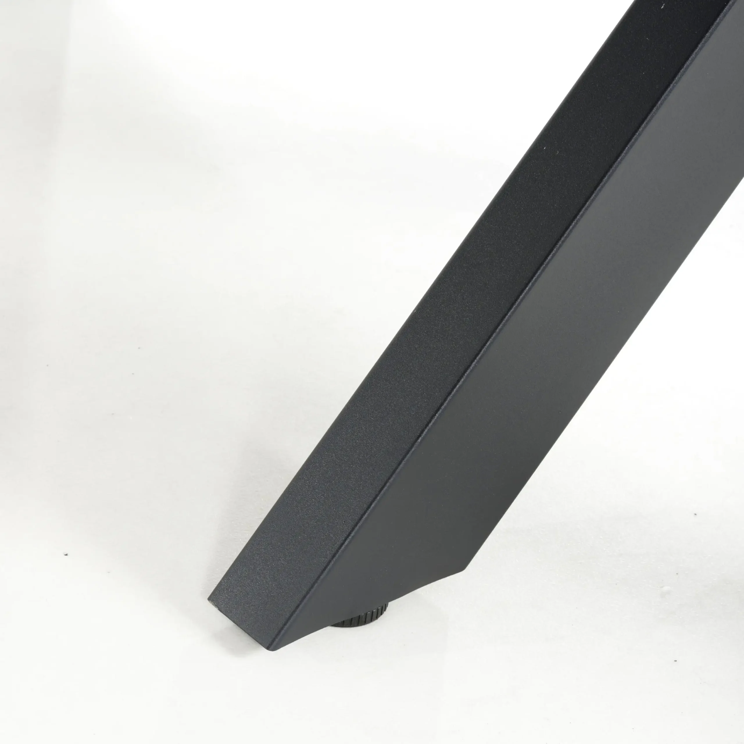 Vermont 1.6m - 2.4m Extending Grey Dining Table - Image 3