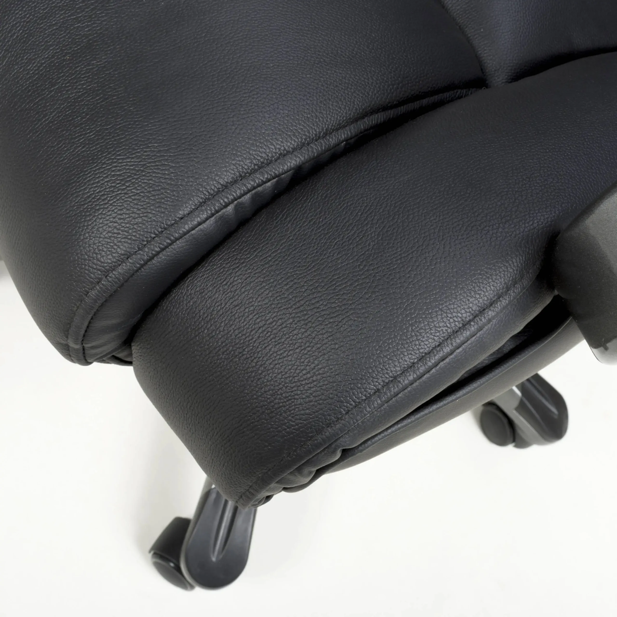 Regent Executive Leather Faced Black Office Chair - Image 6