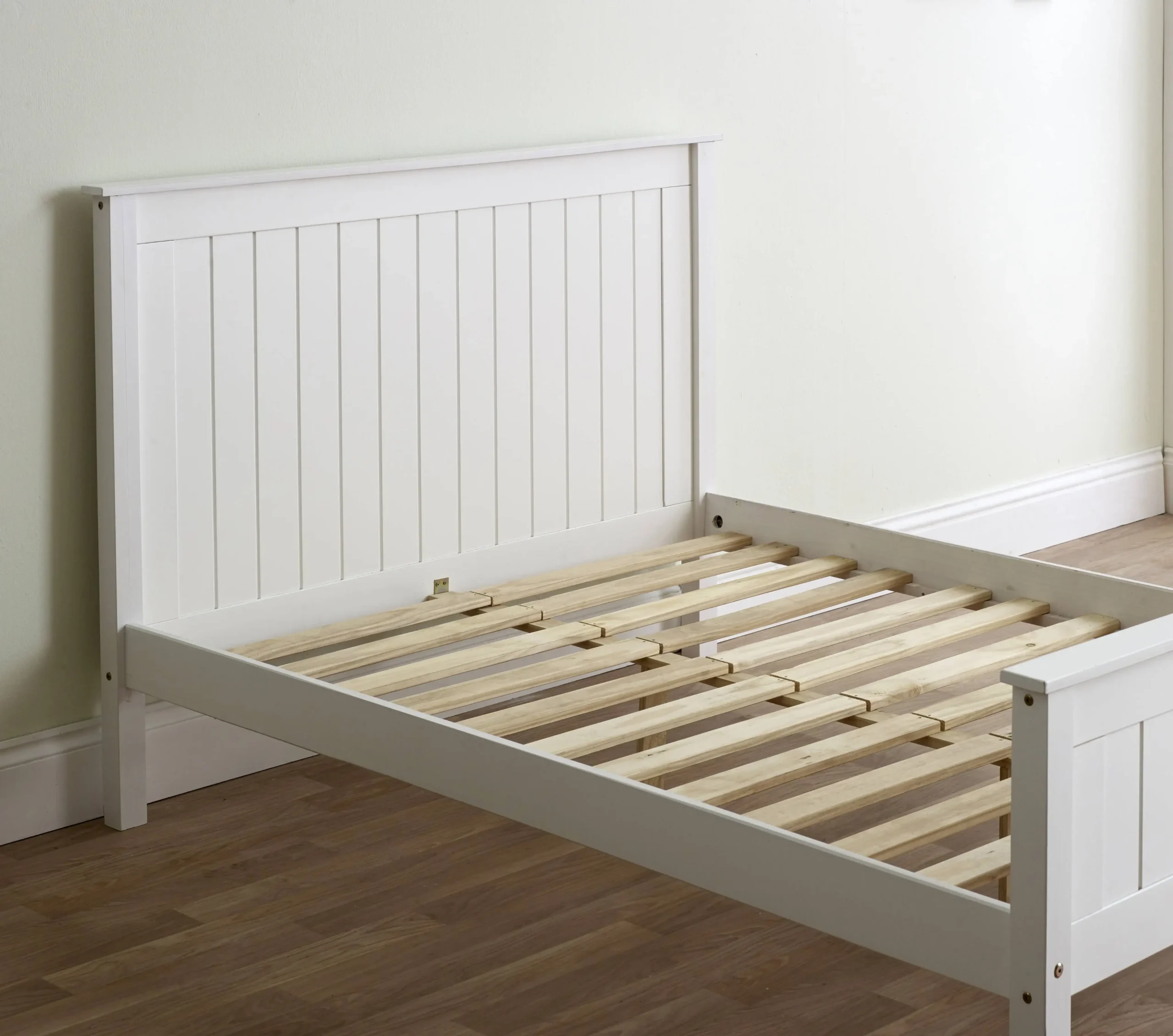 TAURUS WOODEN BED - Image 21